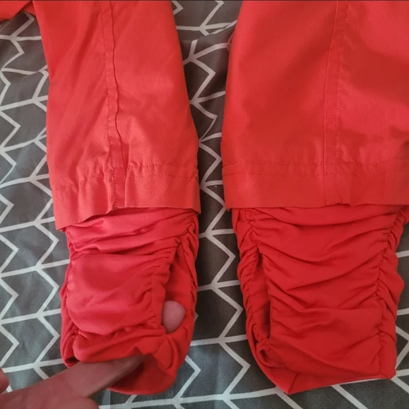 Lululemon jacket,Hooded Spring/Fall Lined - Picture 9 of 13